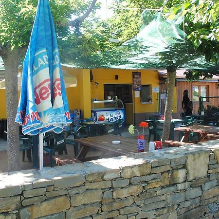 Camping Organya Hotel Exterior foto